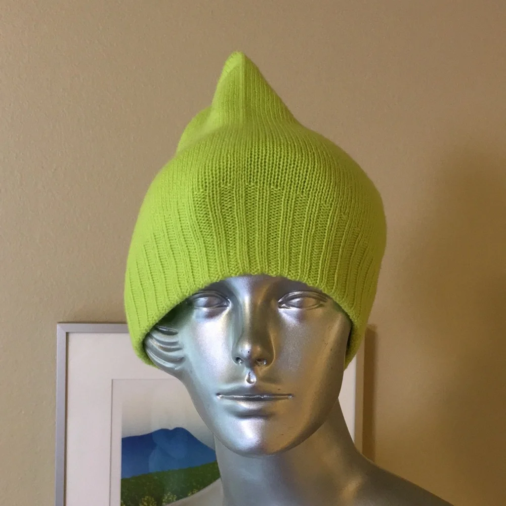 100% Cashmere Knit Beanie Reversible by St. Bernard